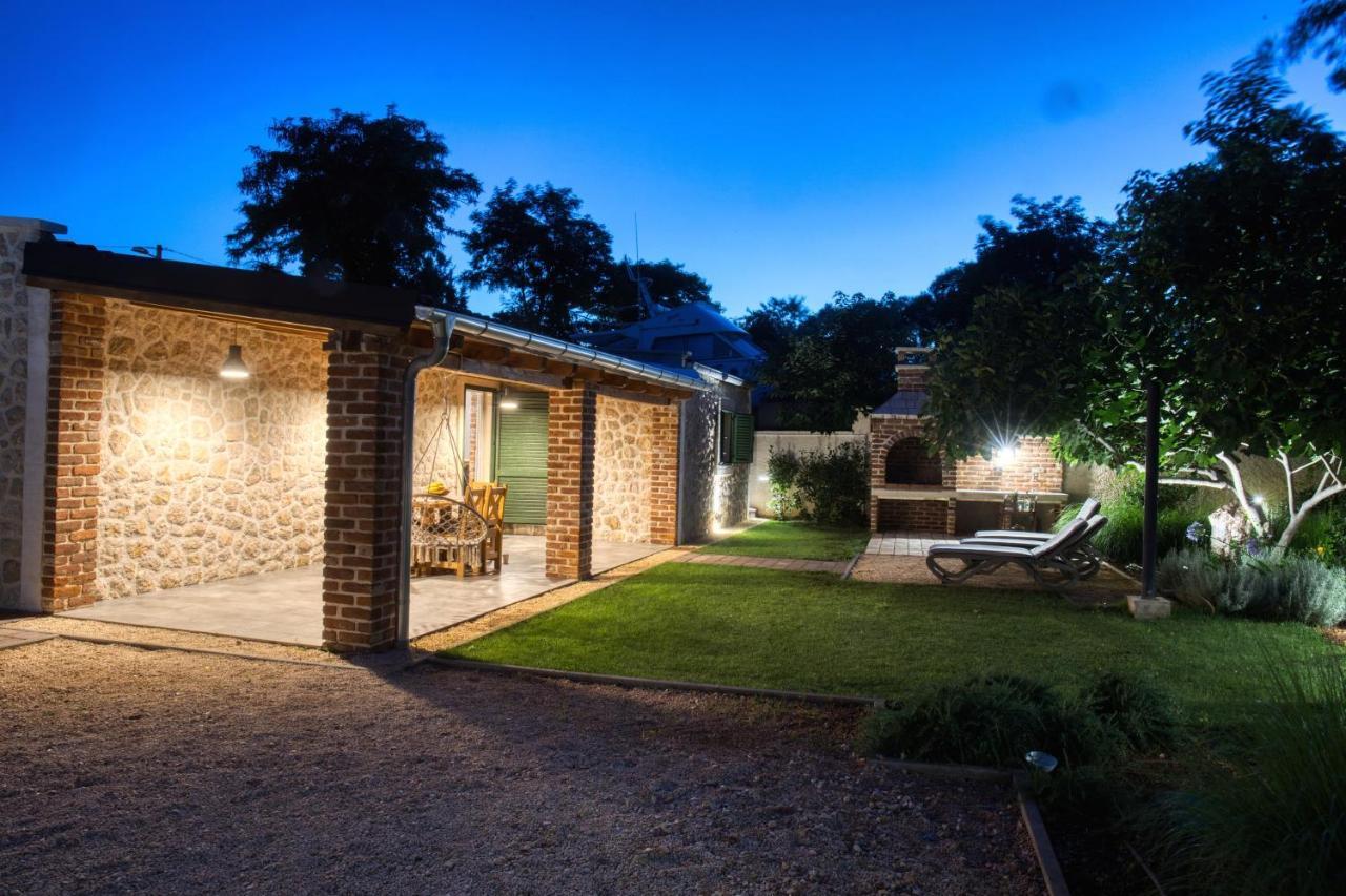 Villa Stone Fantasy à Zadar Extérieur photo