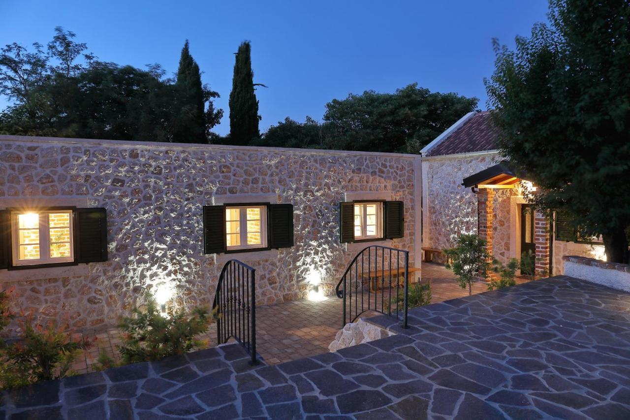 Villa Stone Fantasy à Zadar Extérieur photo